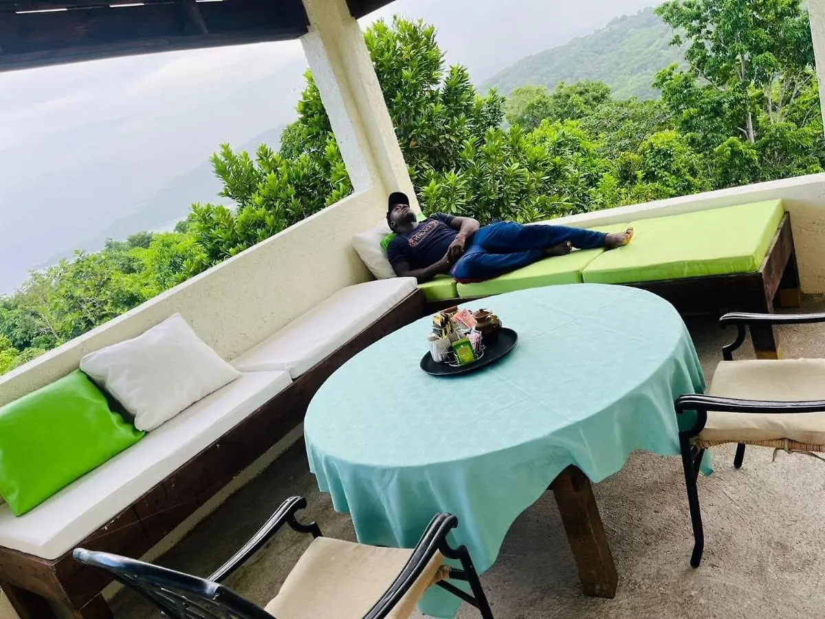 Breezy Castle Jamaica Aparthotel Port Maria